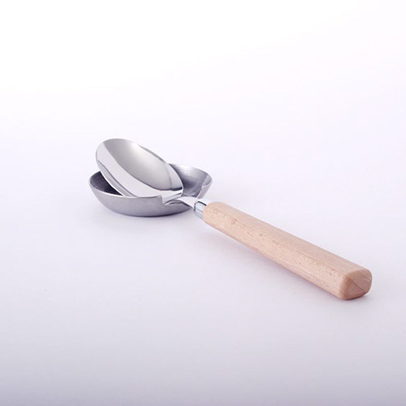 Cultery Holder (spacing or spelling out)