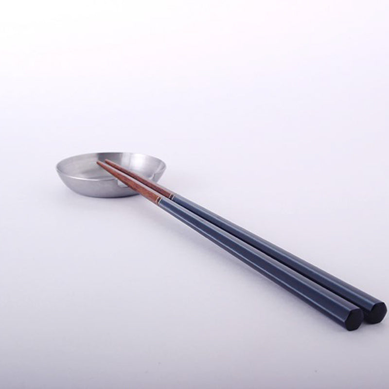 Cultery Holder (spacing or spelling out)