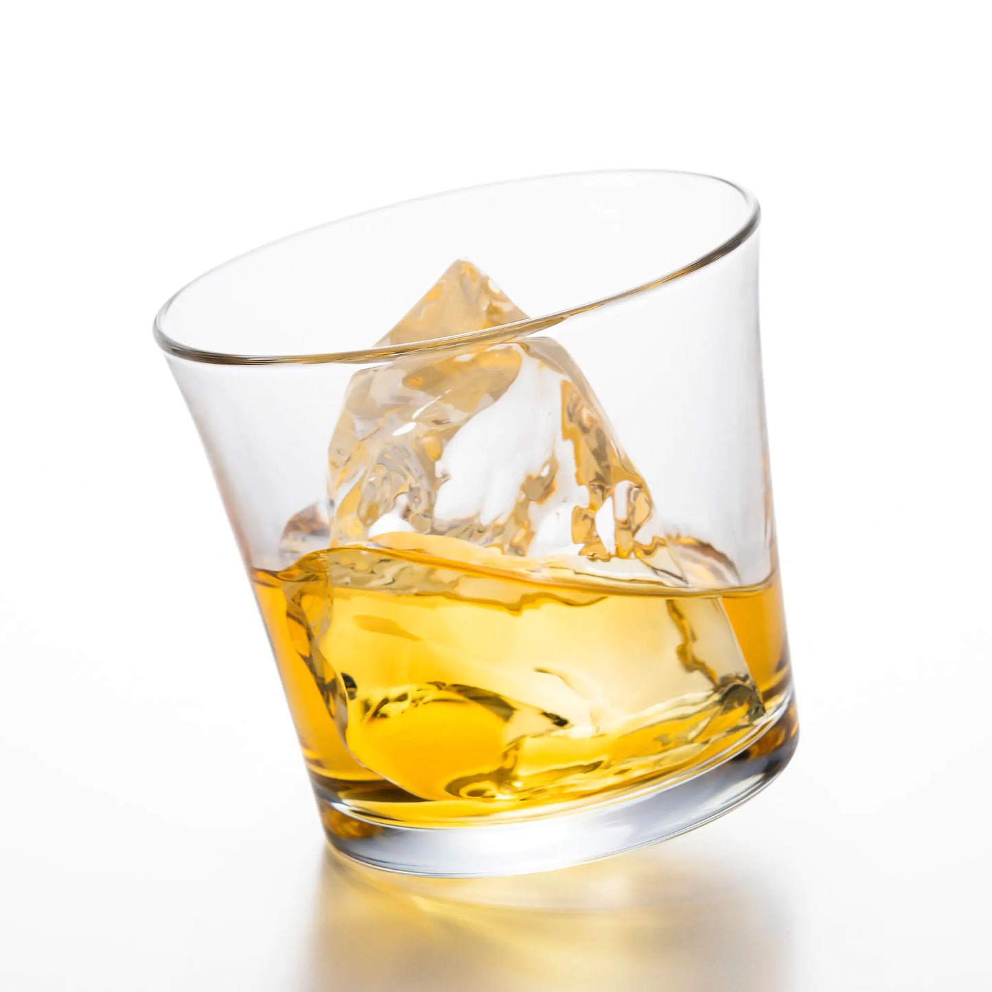 Swaying Rock Tumbler – Japanese Whiskey & Cocktail Glass with Curved Base | 250ml | Made in Japan